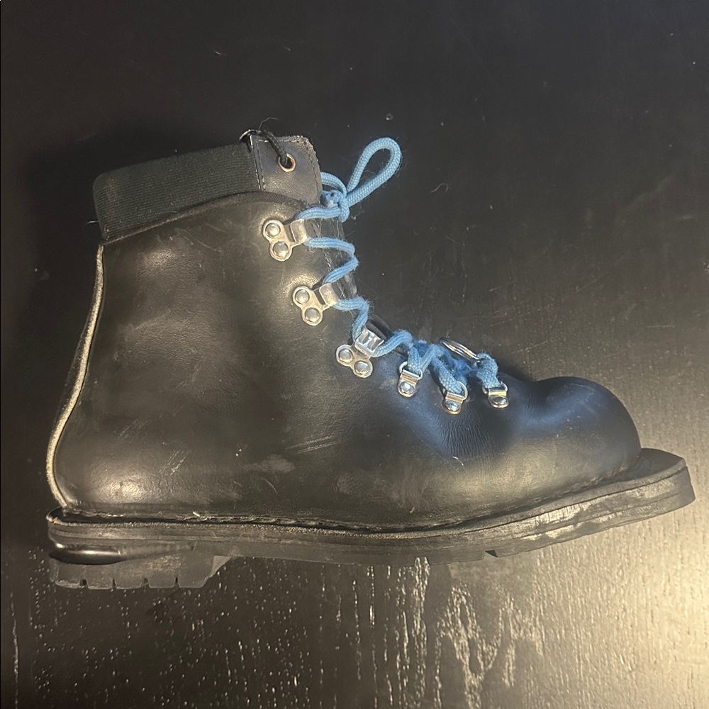 Merrell Ski Boots - Picture 6 of 16